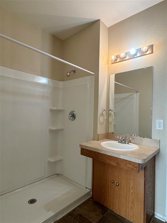 Villages Of Falcon S Lair Ph I - Residential Lease