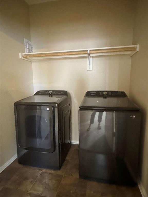 Villages Of Falcon S Lair Ph I - Residential Lease