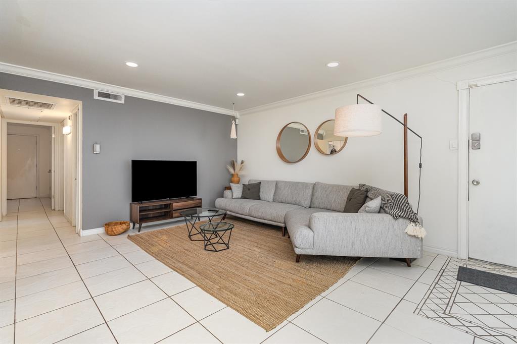 5051 Les Chateaux Drive 138