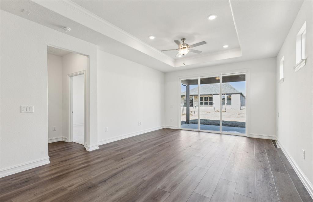 1229 Bogart Way