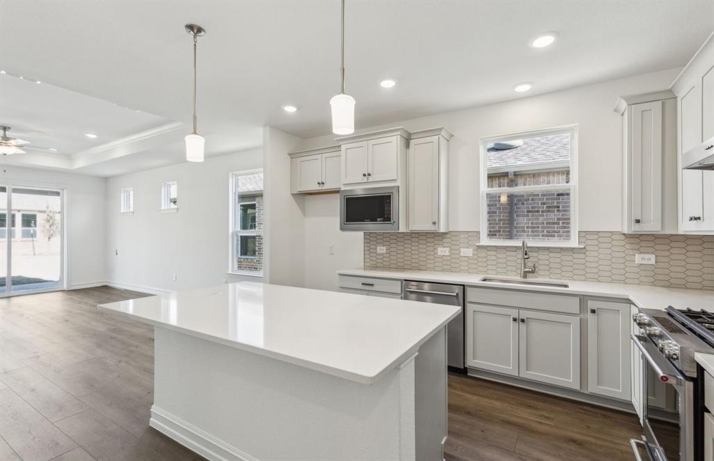 1229 Bogart Way