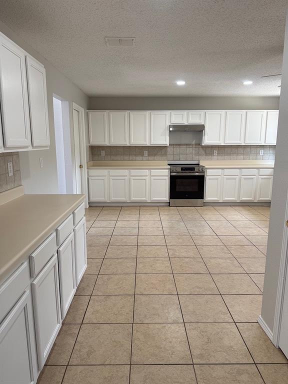 Meadowcreek Estates Ph III - Residential Lease