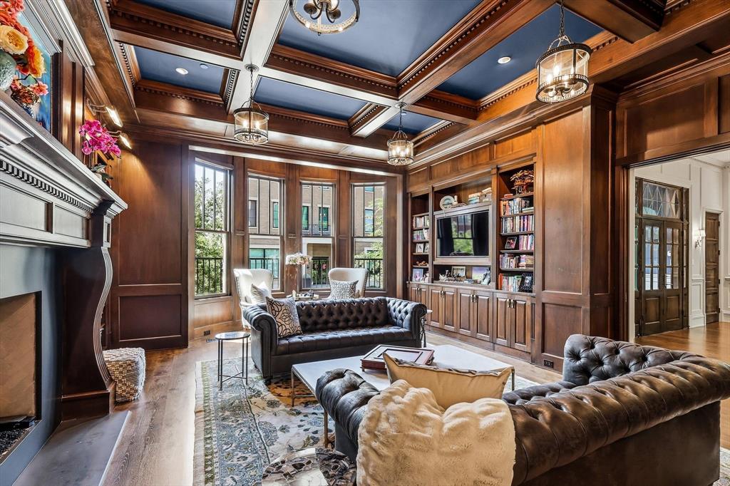 201 Park Ridge Boulevard