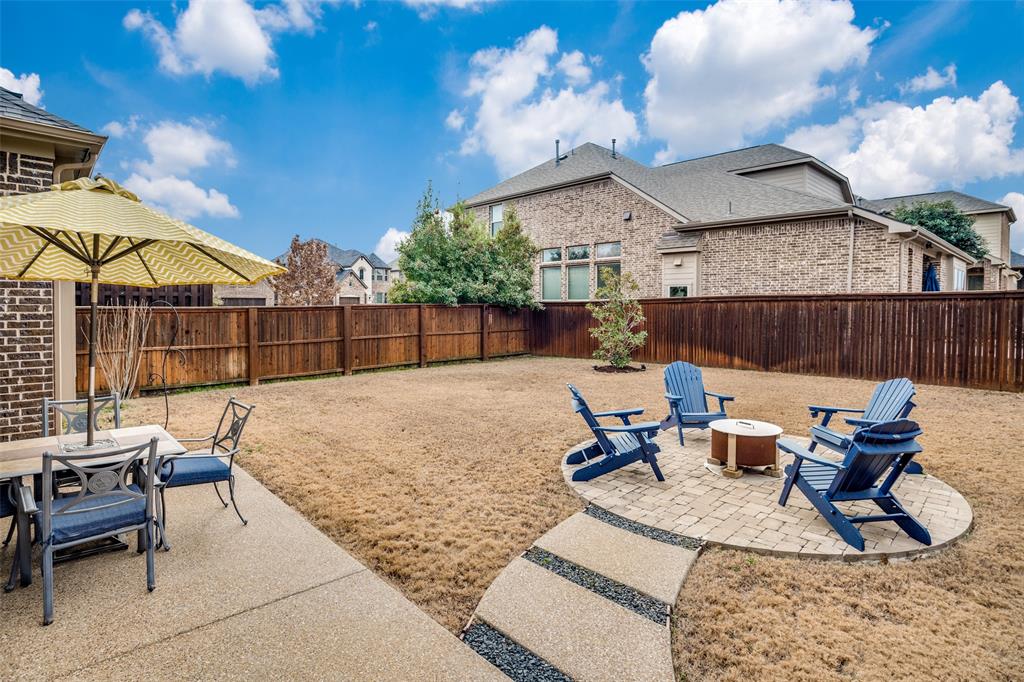 9112 Brownwood Avenue