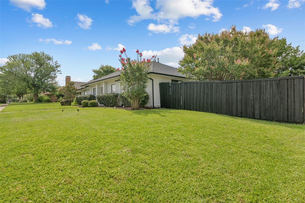 2600 Summertree Drive