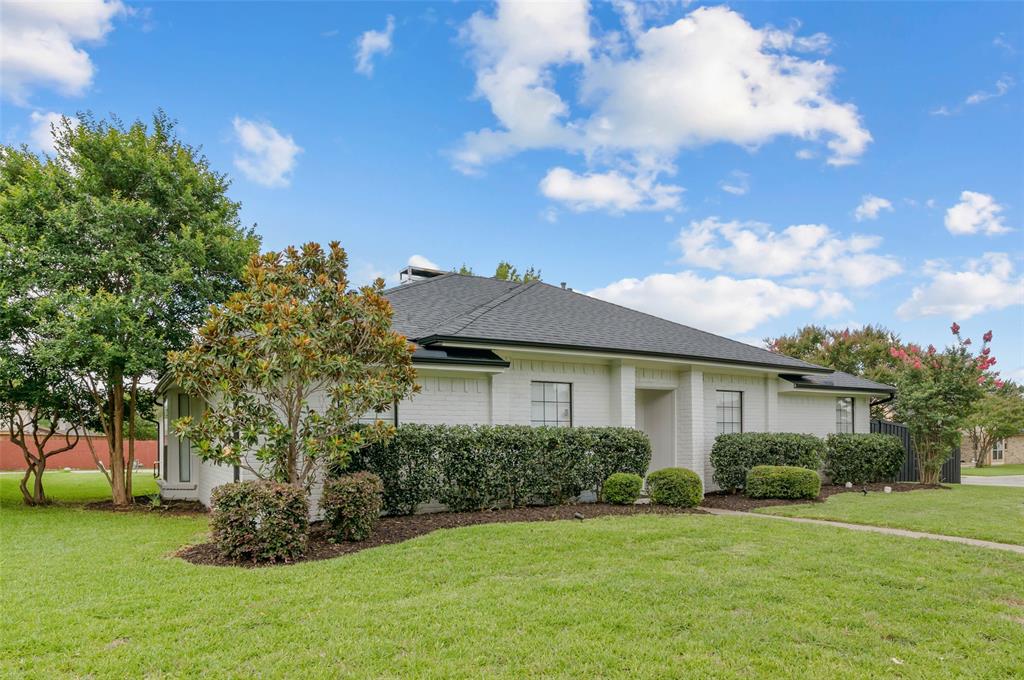 2600 Summertree Drive