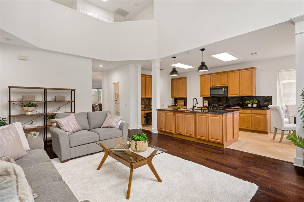 Fountainview Ph One - Residential