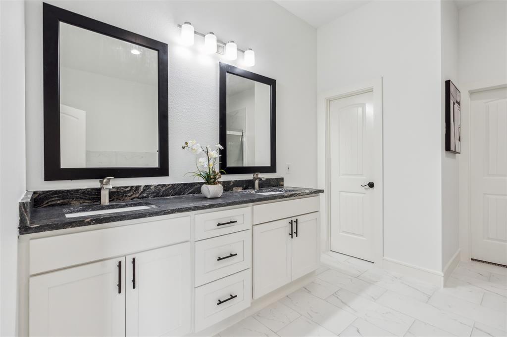 Shadow Lakes Ph 1 - Residential