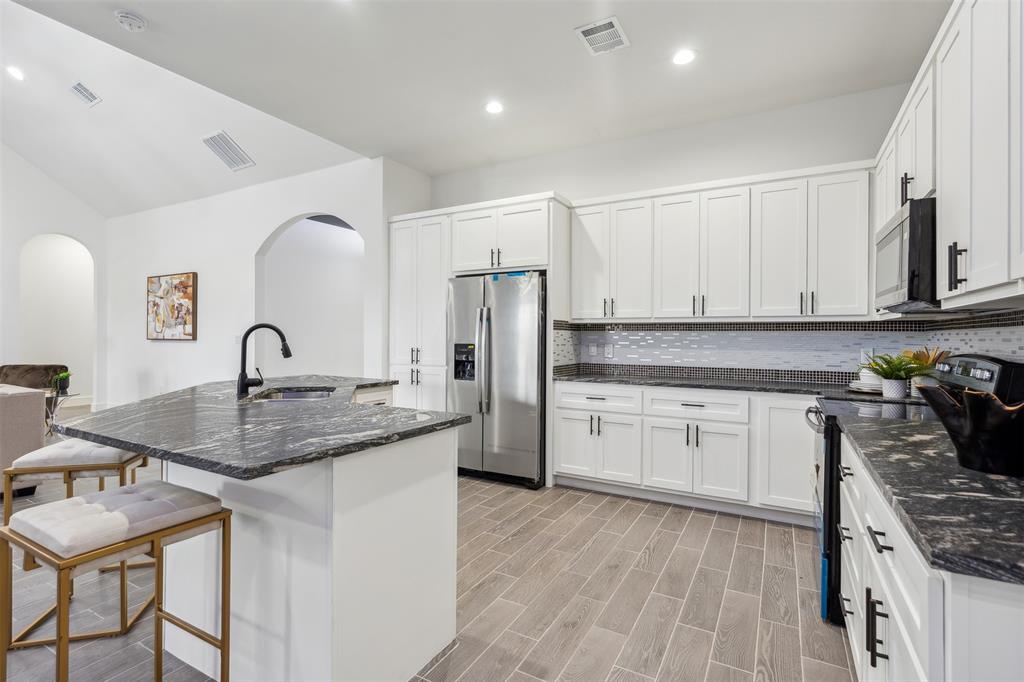 Shadow Lakes Ph 1 - Residential