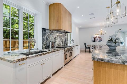 Tiny photo for 3224 Centenary Avenue, University Park, TX 75225 (MLS # 21086130)