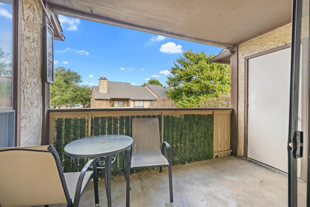 Cloisters Condo The - Residential Lease