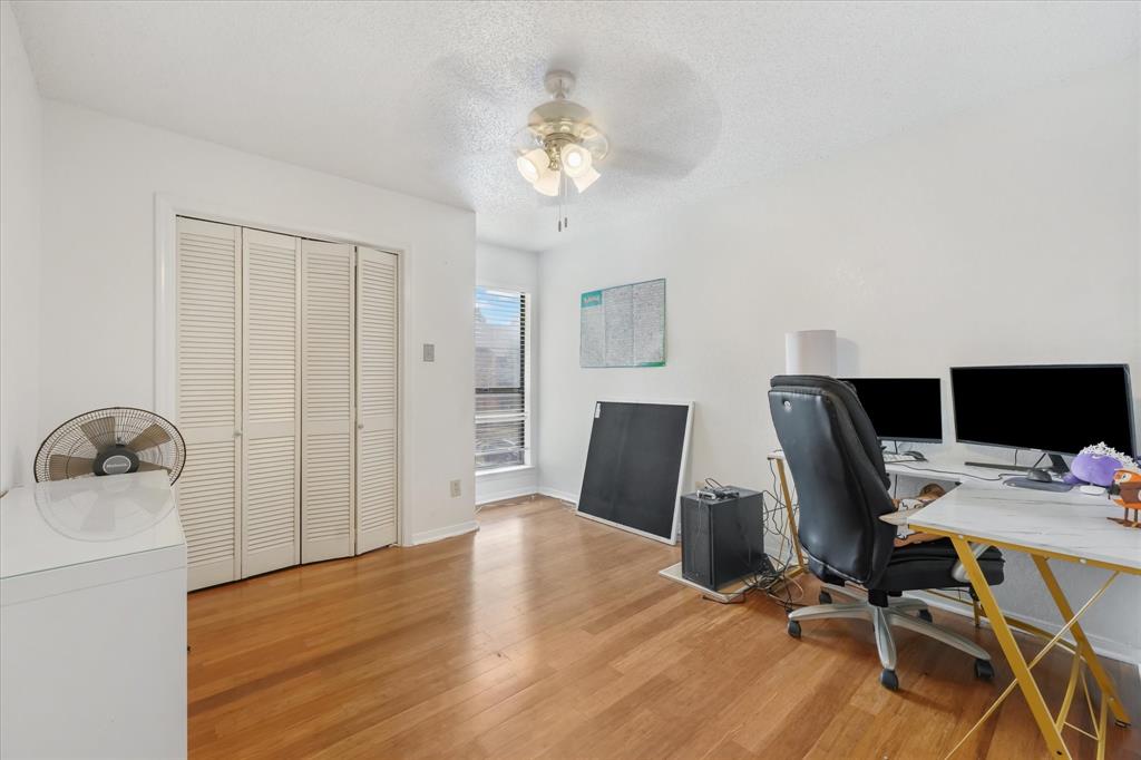 Cloisters Condo The - Residential Lease