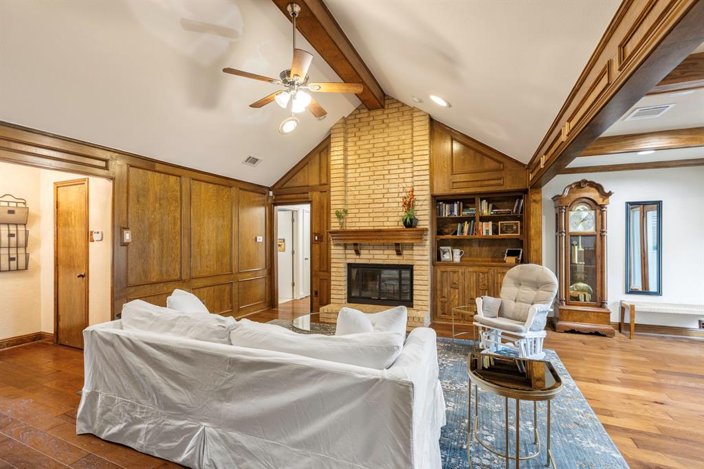 1222 Stonewall Street