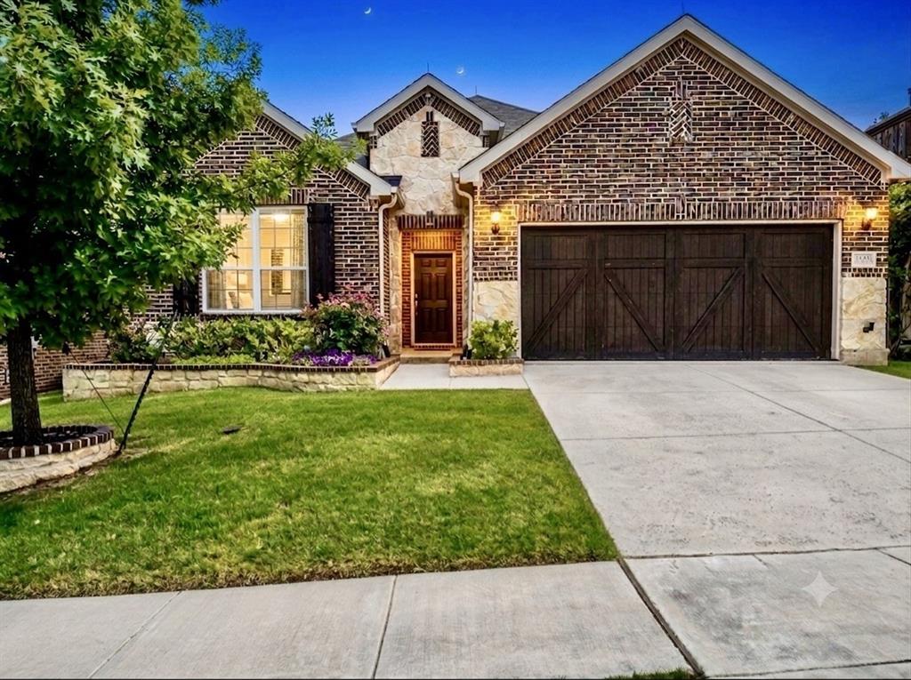 211 Copper Canyon Drive