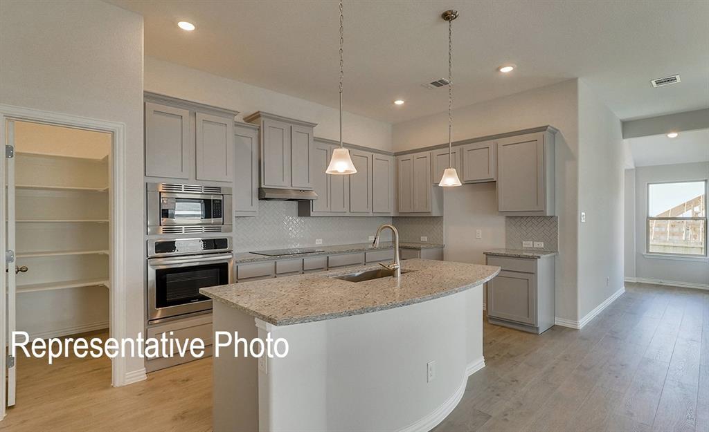 4929 Water Lily Lane