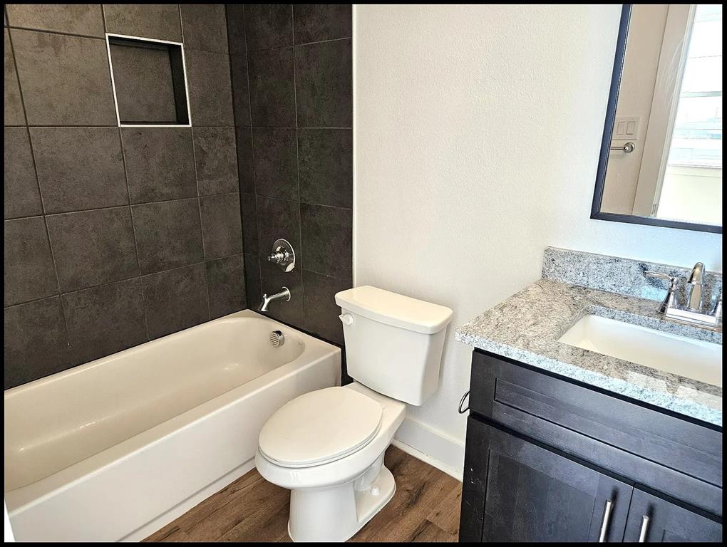 Terraces  Bee Condos Bldg 4 - Residential Lease