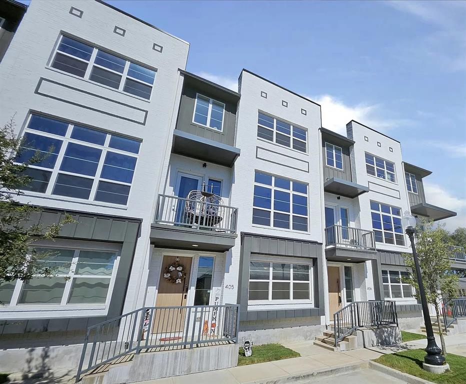 Terraces  Bee Condos Bldg 4 - Residential Lease