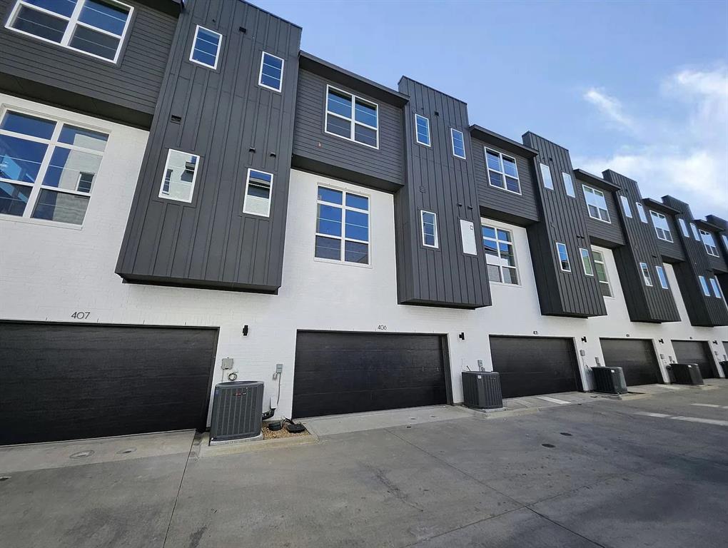 Terraces  Bee Condos Bldg 4 - Residential Lease