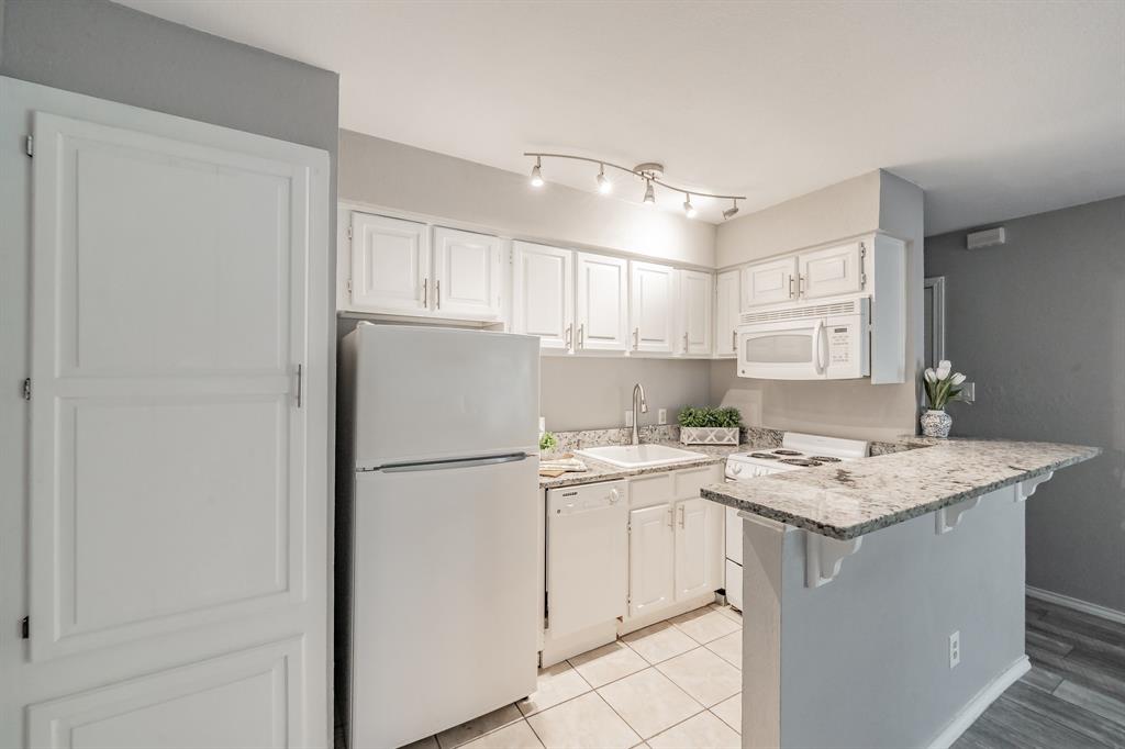 2311 Balsam Drive H305