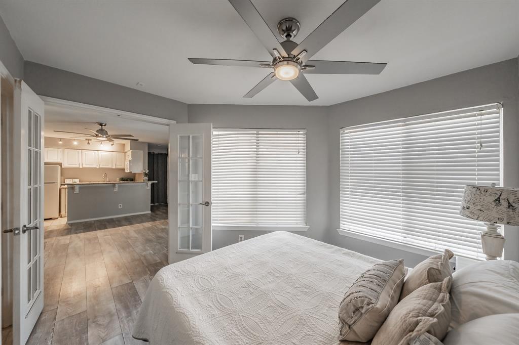 Arlington Oaks Condo - Residential