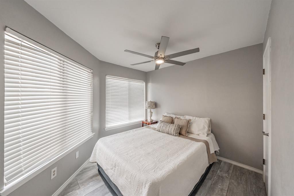 Arlington Oaks Condo - Residential