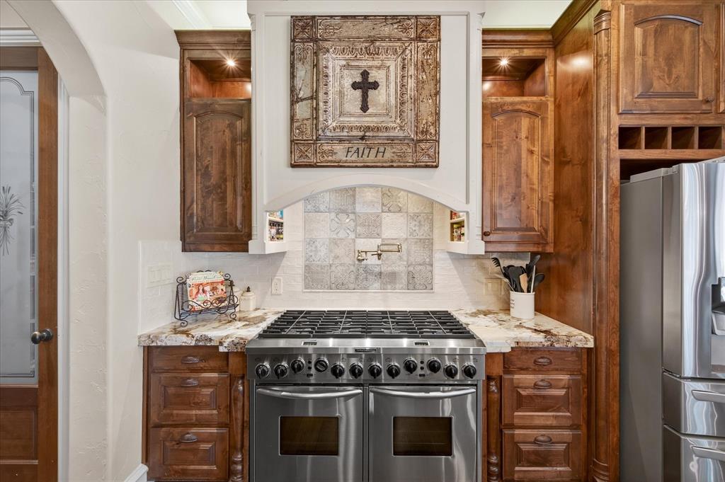 3208 Glade Pointe Court