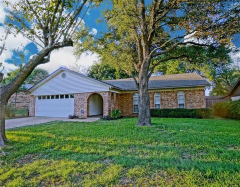 A home in Cleburne