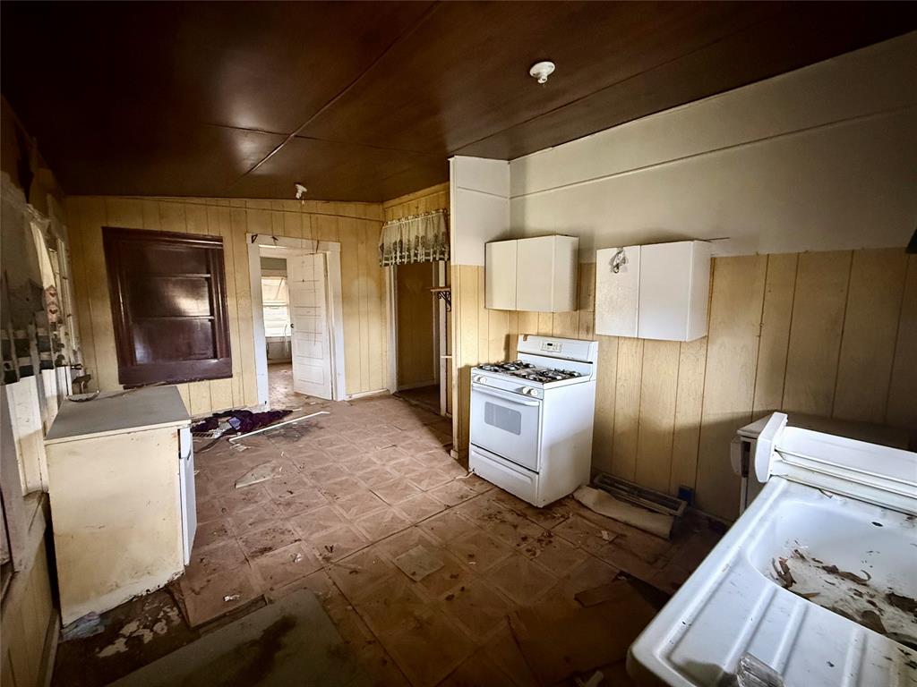 Walton J T Sub - Residential