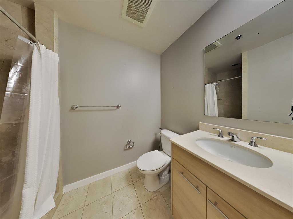 Metropolitan 1200 Main St Condo - Residential Lease