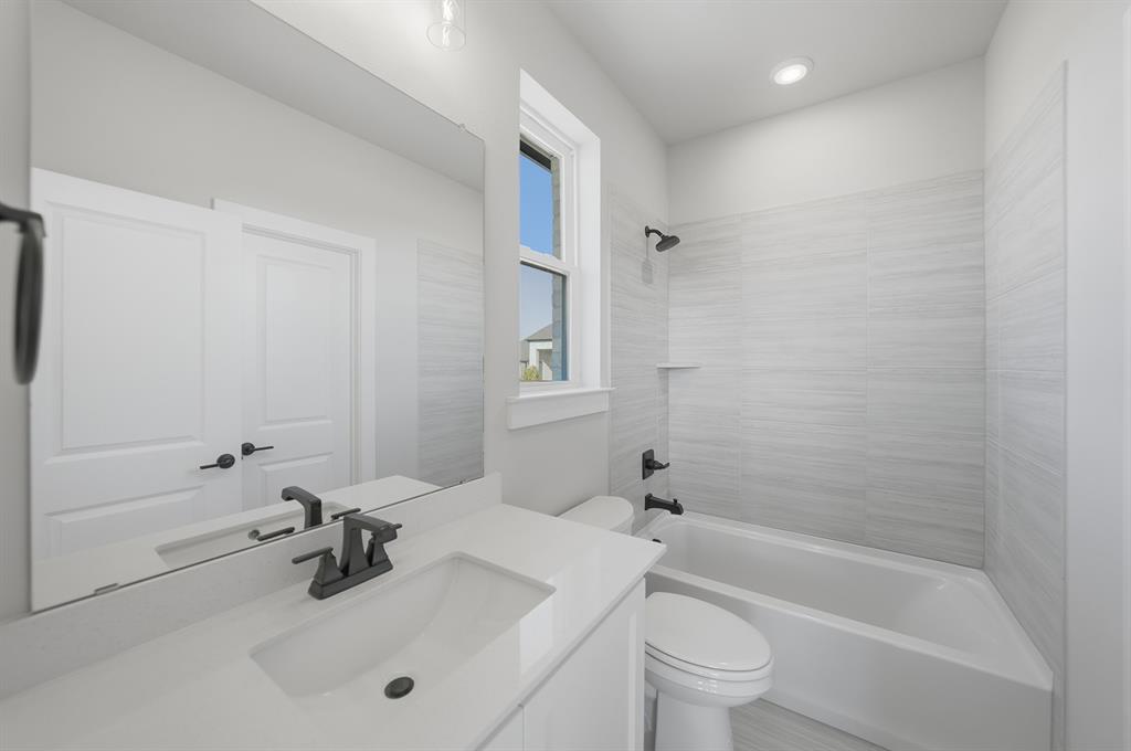 Quail Hollow - Residential