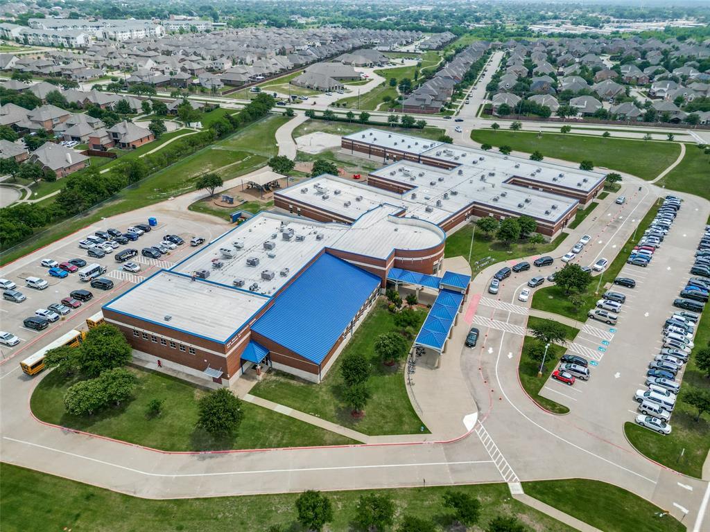 Woodbridge Ph 14 - Residential