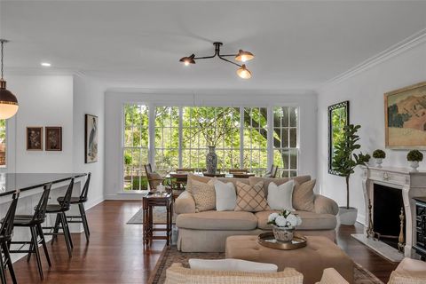 Tiny photo for 8 Westover Road, Westover Hills, TX 76107 (MLS # 20919325)