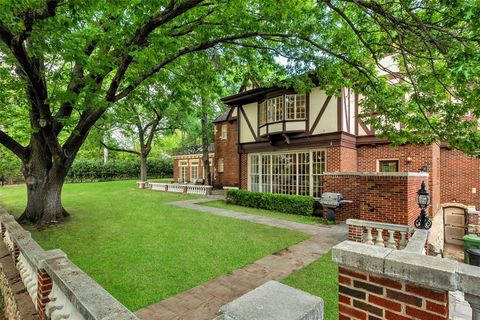 Tiny photo for 8 Westover Road, Westover Hills, TX 76107 (MLS # 20919325)