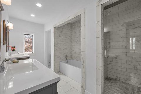 Tiny photo for 8 Westover Road, Westover Hills, TX 76107 (MLS # 20919325)