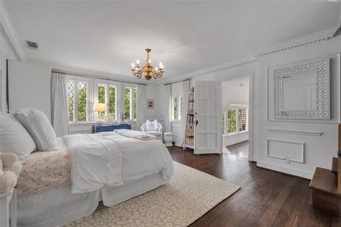 Tiny photo for 8 Westover Road, Westover Hills, TX 76107 (MLS # 20919325)