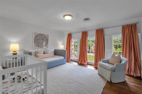 Tiny photo for 8 Westover Road, Westover Hills, TX 76107 (MLS # 20919325)