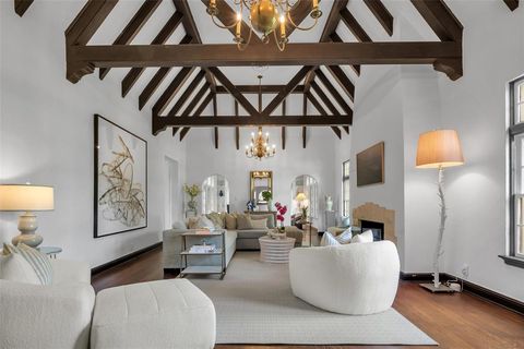 Tiny photo for 8 Westover Road, Westover Hills, TX 76107 (MLS # 20919325)