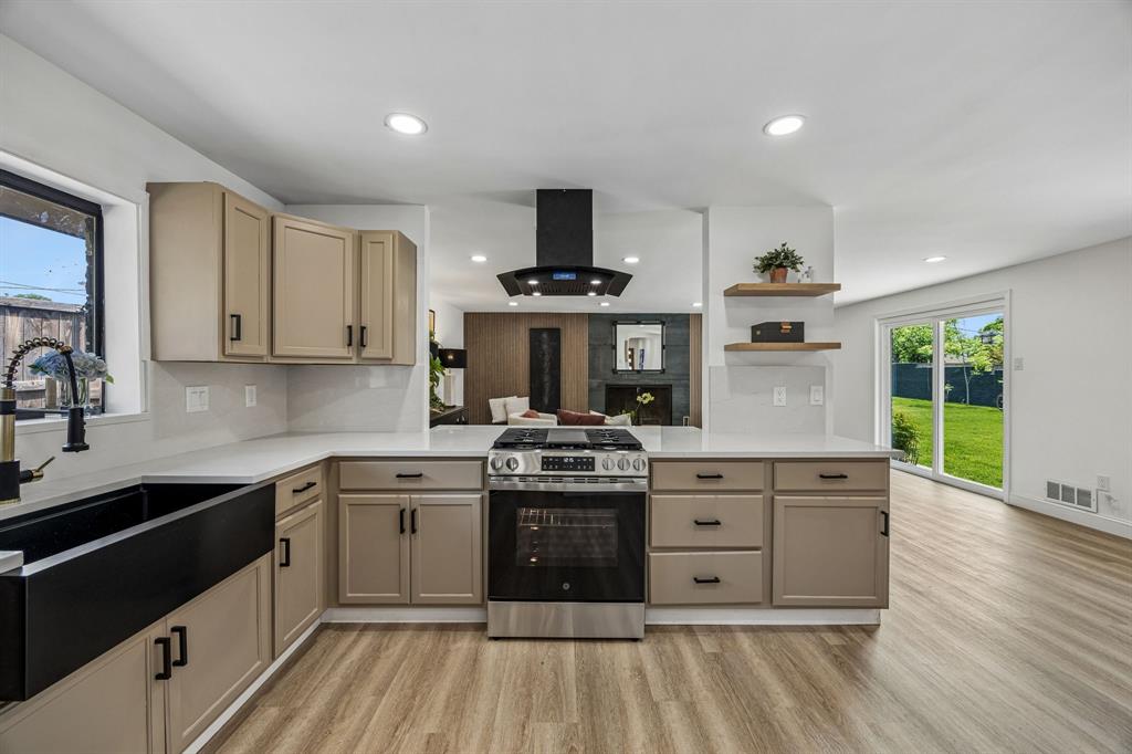 Glen Oaks - Residential