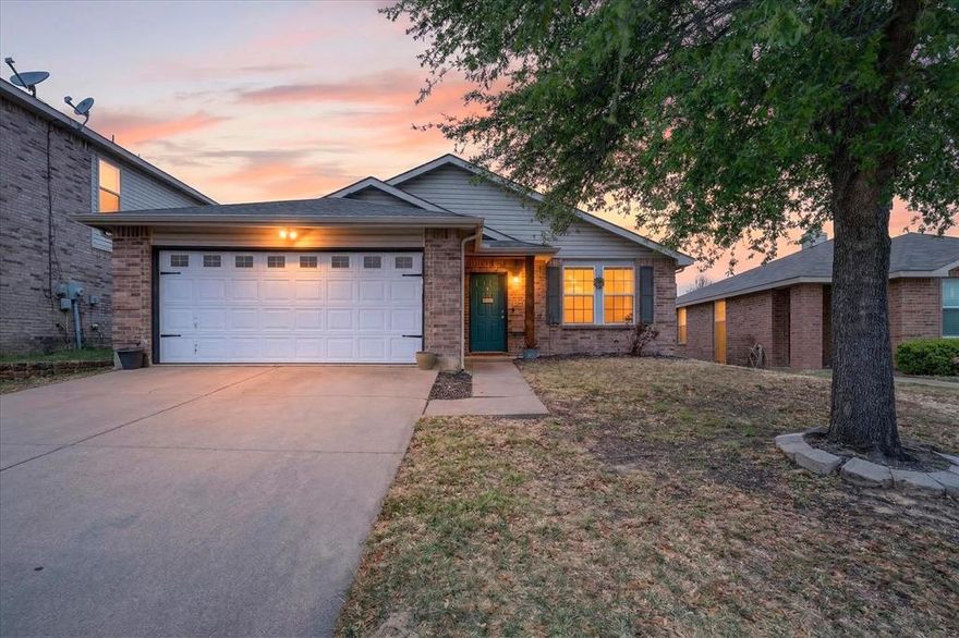 Welcome to 736 Granite Ridge Drive, a beautifully maintained single-story home in the highly sought-after Eagle Mountain-Saginaw ISD. Offering 3 bedrooms, 2 bathrooms, and 1,868 square feet, this home features a functional open-concept layout ideal for both everyday living and entertaining.
The spacious living room is anchored by a cozy fireplace, creating a warm and inviting gathering space. Enjoy both a formal dining room and a breakfast area in the kitchen, providing flexibility for everyday meals and special occasions.
The kitchen is designed with functionality in mind, featuring ample cabinet space, a large pantry, and generous prep areas. The well-sized bedrooms offer comfort and versatility for family, guests, or a home office.
Recent updates include luxury vinyl plank flooring, interior and exterior paint, and a stylish feature wall in the living area. Additional highlights include a 2-car garage, expansive living spaces, and a desirable floor plan.
Built in 2005 and located in an established neighborhood, this home offers convenient access to shopping, dining, and major highways.
Move-in ready and thoughtfully updated—don’t miss the opportunity to make this home yours.
