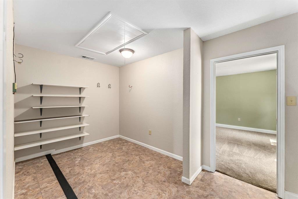 Twin Oaks - Residential