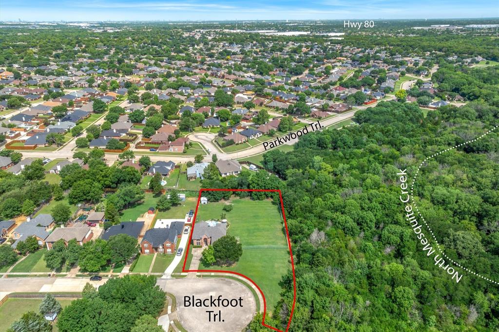 2113 Blackfoot Trail