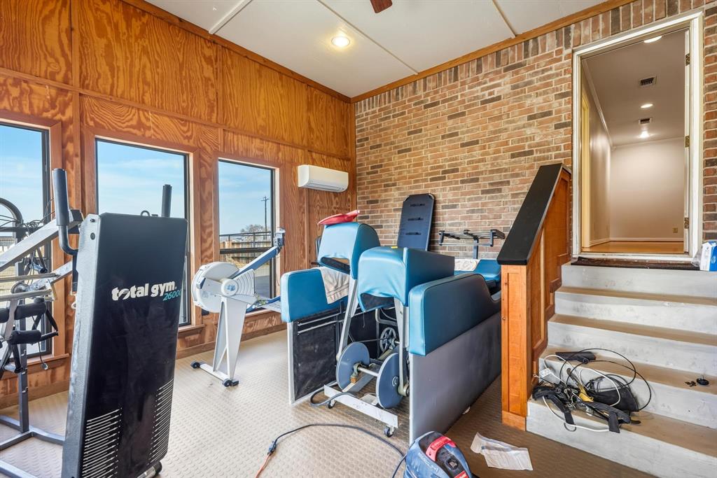 TH MAYS - Residential