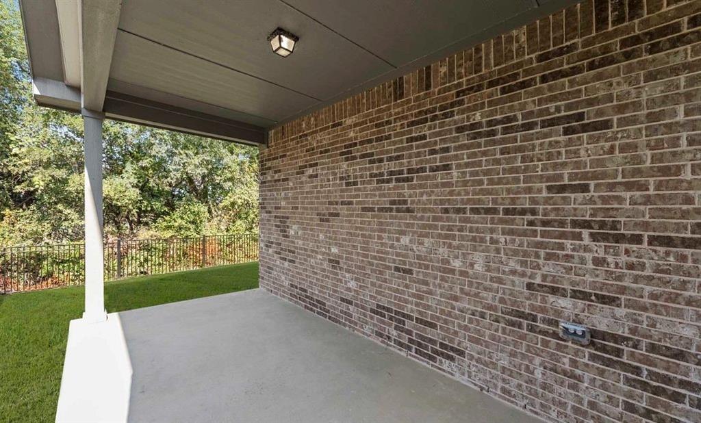 14204 Gallatin Street