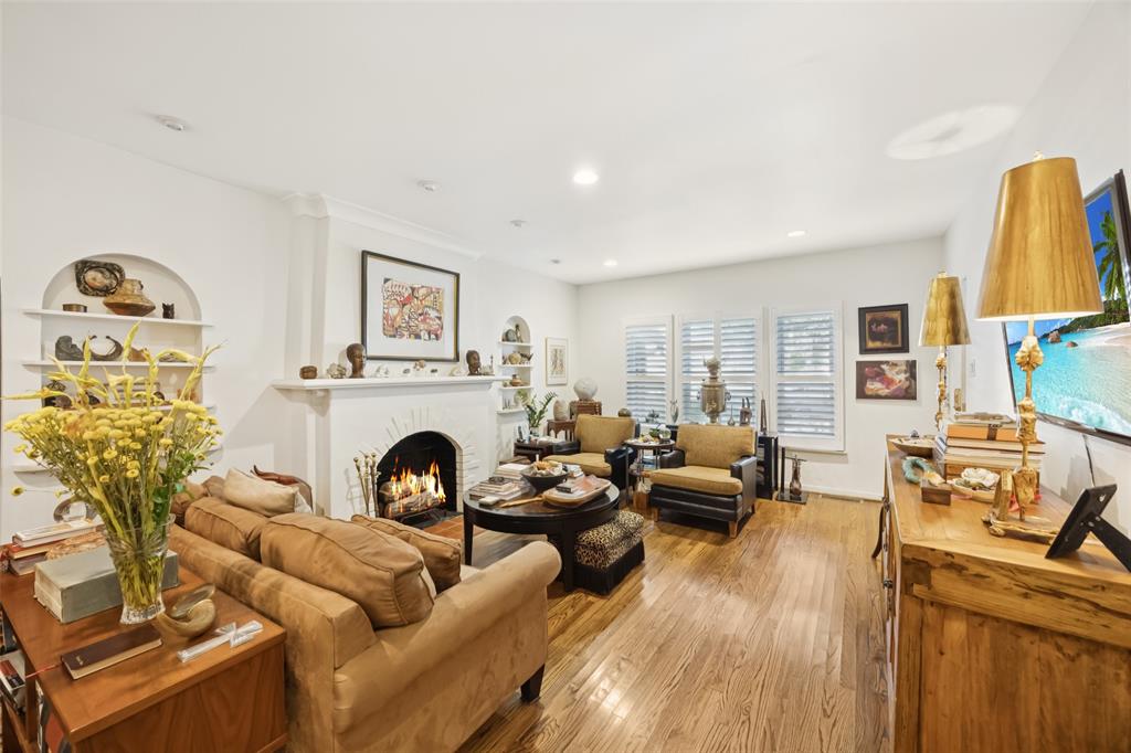 4213 Normandy Avenue