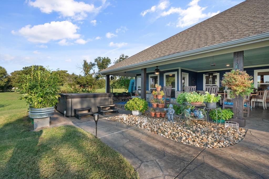 Moonlight Pt On Richland Chamb - Residential