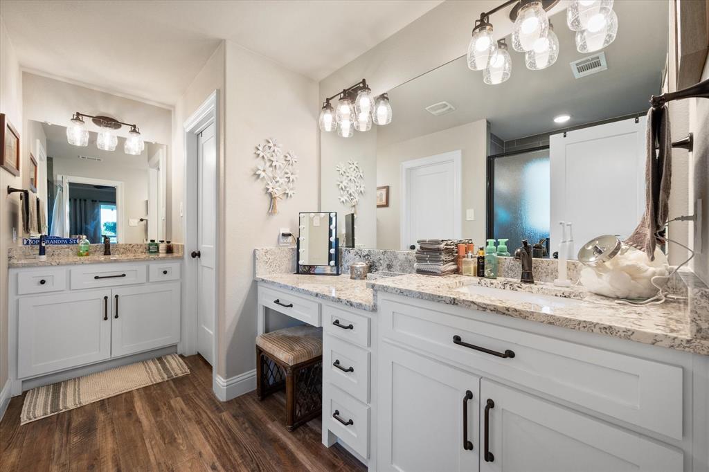 Moonlight Pt On Richland Chamb - Residential