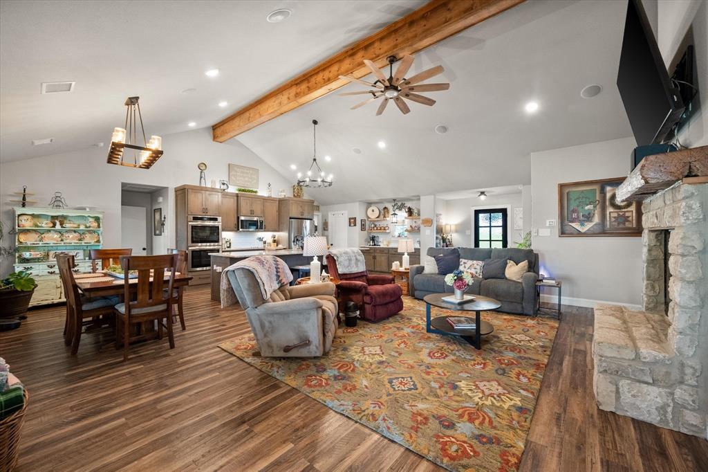 Moonlight Pt On Richland Chamb - Residential