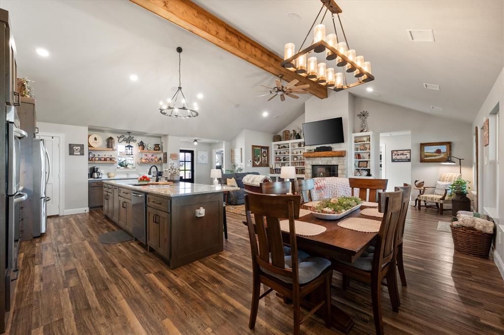 Moonlight Pt On Richland Chamb - Residential