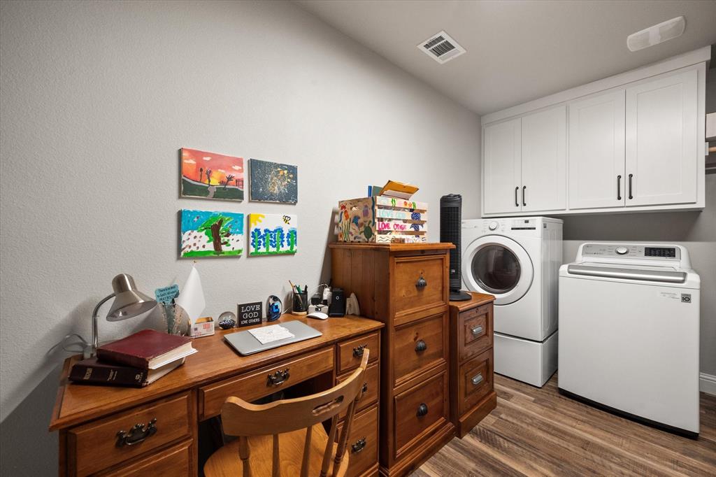 Moonlight Pt On Richland Chamb - Residential