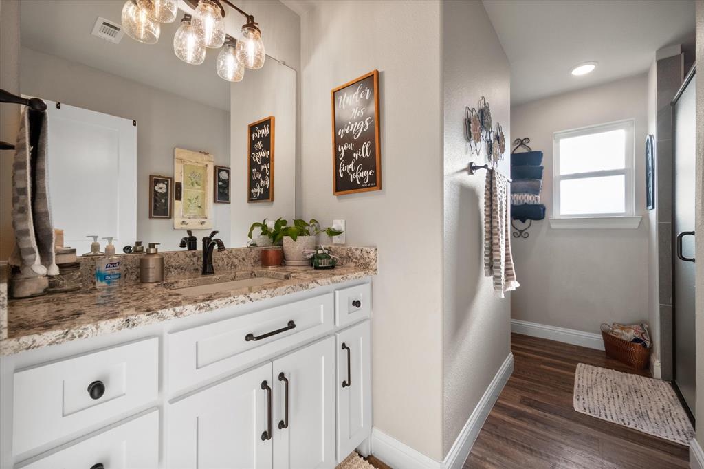 Moonlight Pt On Richland Chamb - Residential